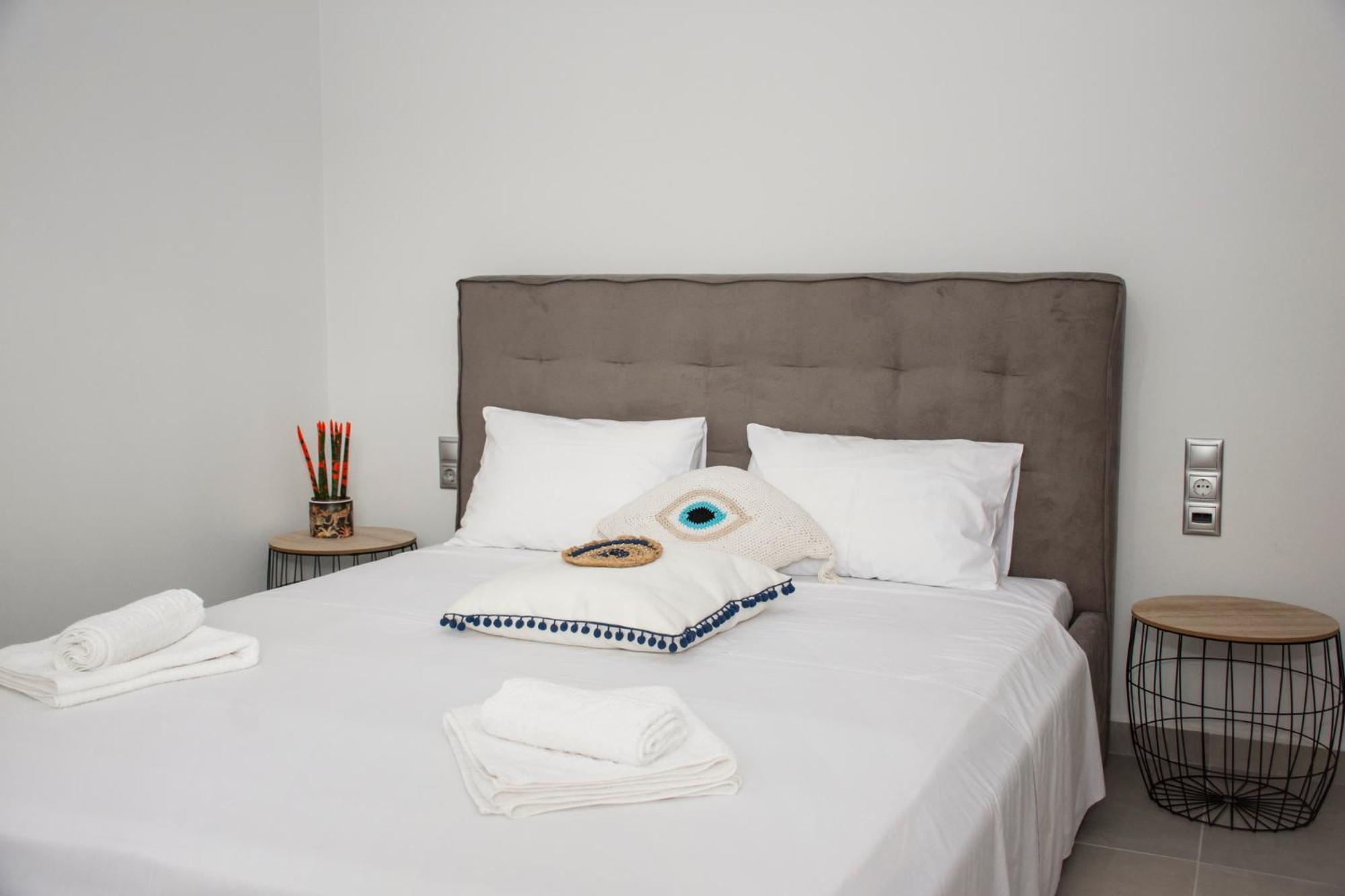 Christina Apartment 키사모스 외부 사진