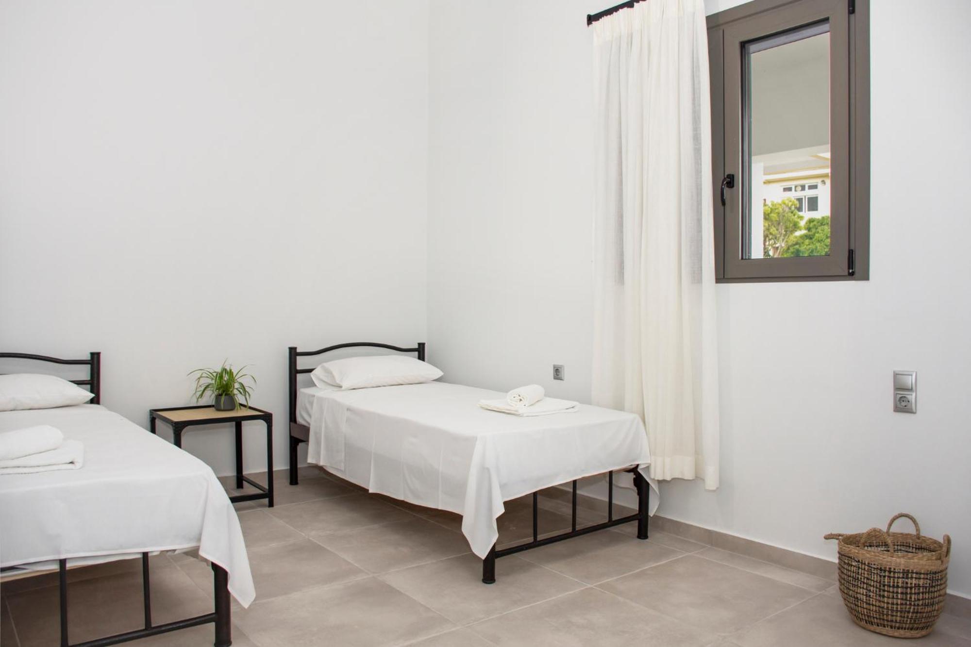 Christina Apartment 키사모스 외부 사진