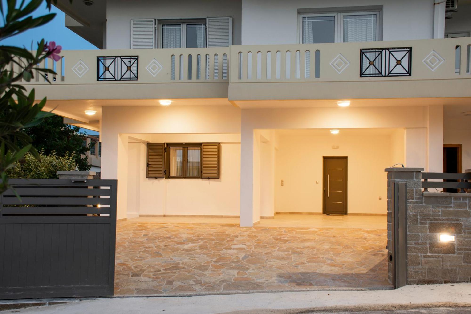 Christina Apartment 키사모스 외부 사진