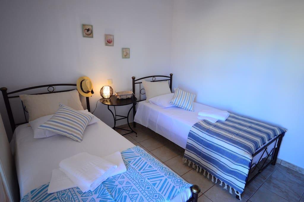 Christina Apartment 키사모스 외부 사진