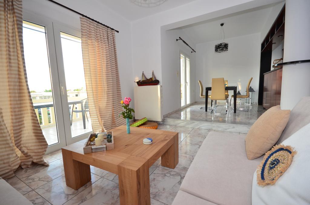 Christina Apartment 키사모스 외부 사진